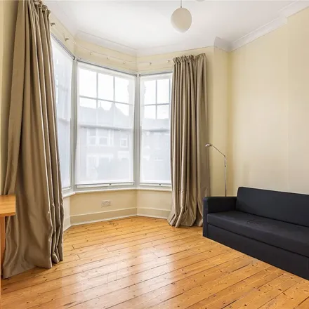Rent this 1 bed apartment on 178 Wightman Road in London, N4 1DL
