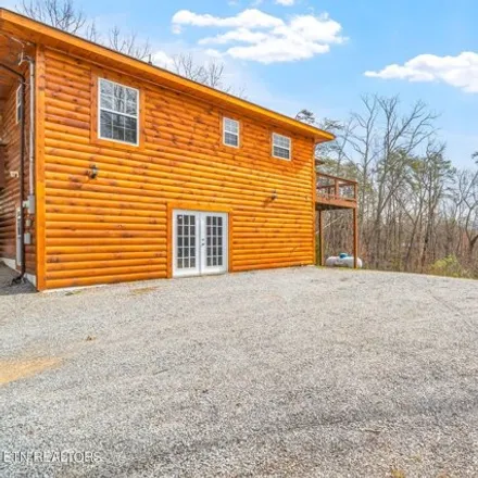 Image 4 - 833 Lloyd Huskey Road, Henderson Springs, Pigeon Forge, TN 37863, USA - House for sale