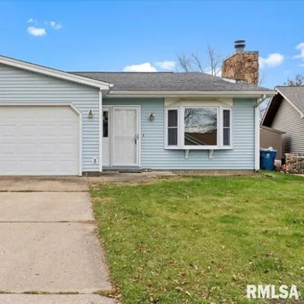 Buy this 4 bed house on 2712 Mead Drive in Springfield, IL 62707