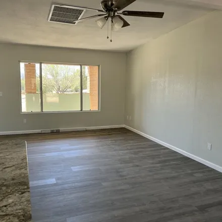 Rent this 3 bed apartment on East Deerfield Place in Pima County, AZ 85749