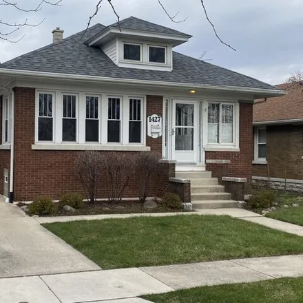 Buy this 2 bed house on 902 Cleary Avenue in Raynor Park, Joliet