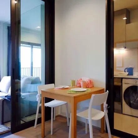 Rent this 1 bed apartment on Life Asoke Hype in Soi Mai, Ratchathewi District