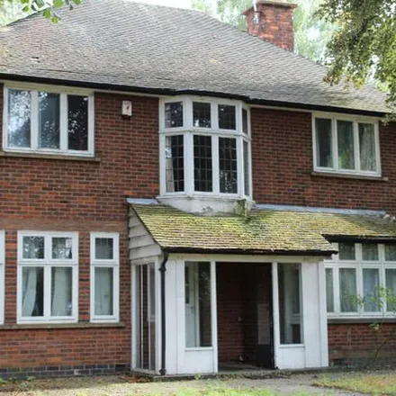 Rent this 8 bed duplex on The Chestnuts in 5 Kenilworth Road, Nottingham