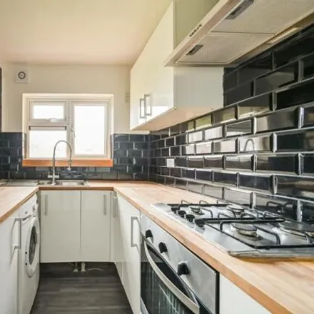Rent this 1 bed apartment on 10 Knebworth Avenue in London, E17 5AJ