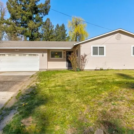 Buy this 3 bed house on 741 Division Street in Oregon City, OR 97045