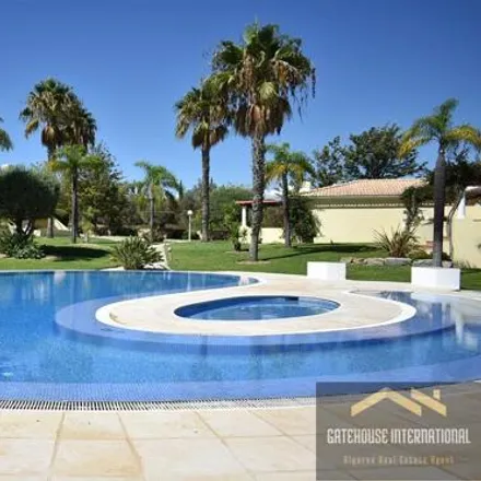 Buy this 4 bed townhouse on Vilamoura
