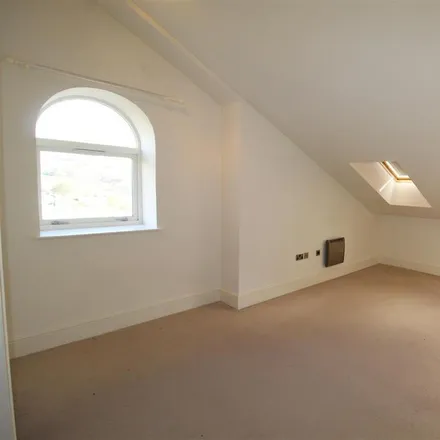 Image 7 - Dean House Lane, Luddenden, HX2 6RE, United Kingdom - Apartment for rent