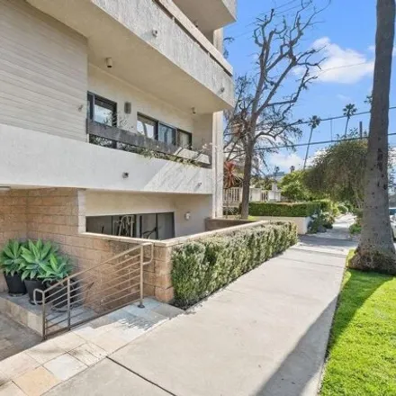 Buy this 2 bed condo on 820 South Amherst Avenue in Los Angeles, CA 90049