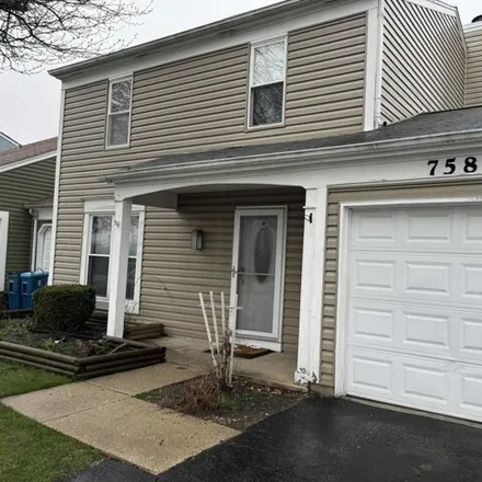 Rent this 3 bed house on 830 Stockley Road in Downers Grove, IL 60516