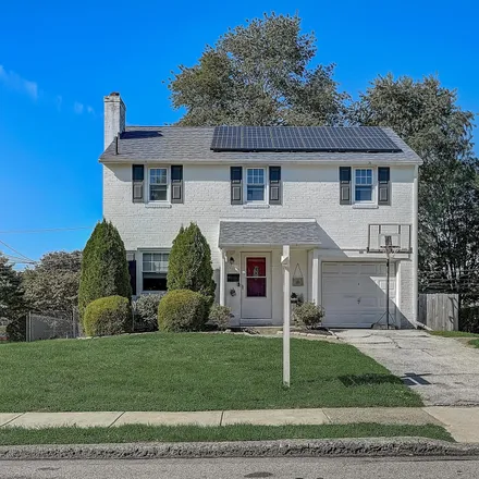Image 2 - 913 Addingham Avenue, Aronimink, Upper Darby, PA 19026, USA - House for sale