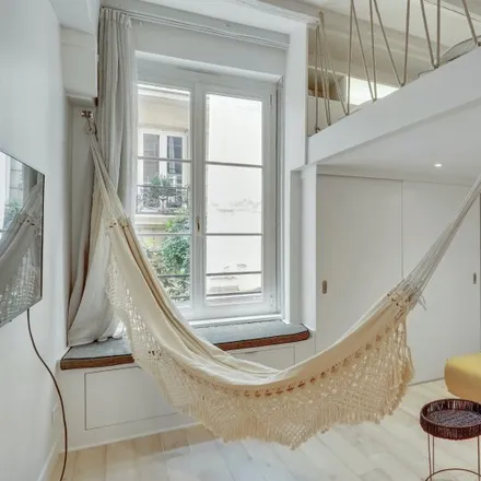 Rent this studio apartment on 11 Rue des Anglais in 75005 Paris, France