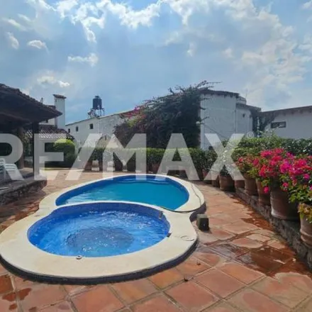 Rent this 3 bed house on Calle del Depósito 301A in Agua Fría, 51200 Valle de Bravo