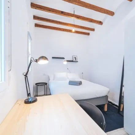 Image 5 - Calle de Don Quijote, 34, 28020 Madrid, Spain - Apartment for rent
