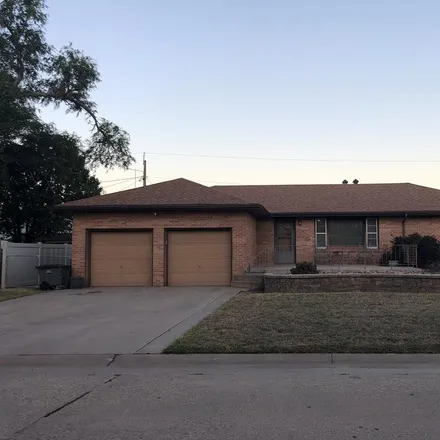 Buy this 4 bed house on 1016 Roosevelt Street in Great Bend, KS 67530