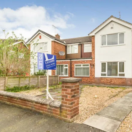 Rent this 3 bed duplex on Richmond Crescent in Great Boughton, CH3 5PB