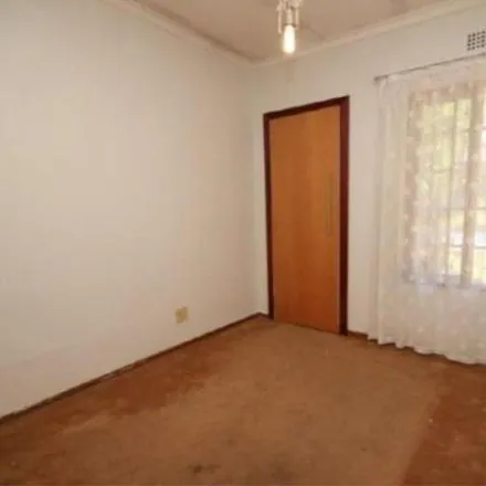 Image 8 - Parrot Street, Bromhof, Randburg, 2118, South Africa - Apartment for rent