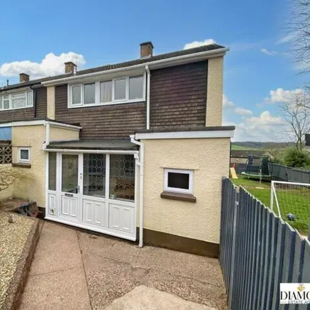 Buy this 3 bed house on unnamed road in Uffculme, EX15 3EN