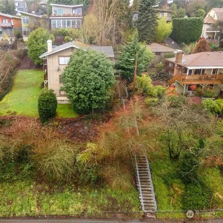 Image 6 - 4051 Letitia Ave S, Seattle, Washington, 98118 - House for sale