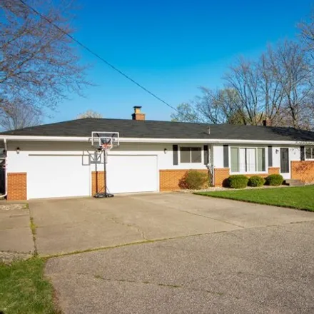 Buy this 4 bed house on 7354 22nd Avenue in Jenison, MI 49428