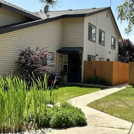 Buy this 2 bed house on 2113 South Division Avenue in Boise, ID 83706