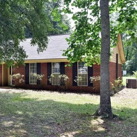 Buy this 3 bed house on 241 Glendale Rd in Leesburg, Georgia
