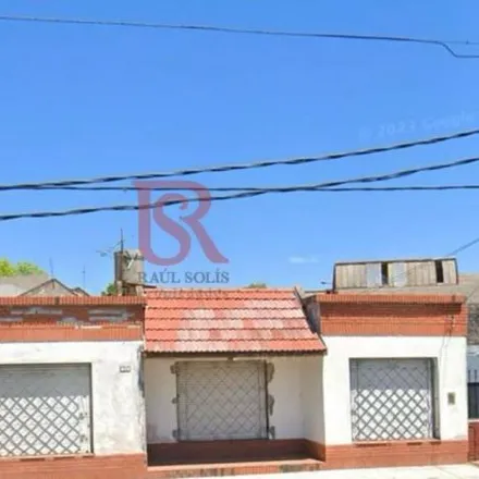 Buy this 3 bed house on Avenida Cevallos 471 in Quilmes Este, Quilmes