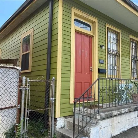 Rent this 1 bed duplex on 1929 Delachaise Street in New Orleans, LA 70115