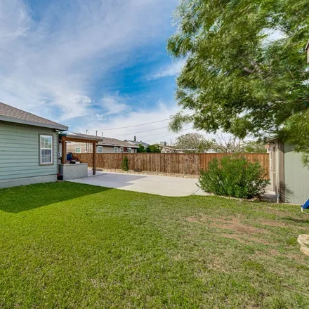 Image 2 - 2710 North Tom Green Avenue, Odessa, TX 79762, USA - House for sale