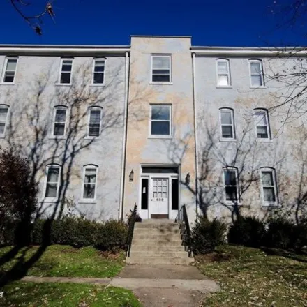 Rent this 2 bed apartment on 408 Kensington Court in Louisville, KY 40208