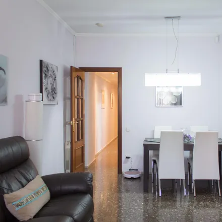 Image 6 - Rambla de Badal, 47, 08014 Barcelona, Spain - Apartment for rent