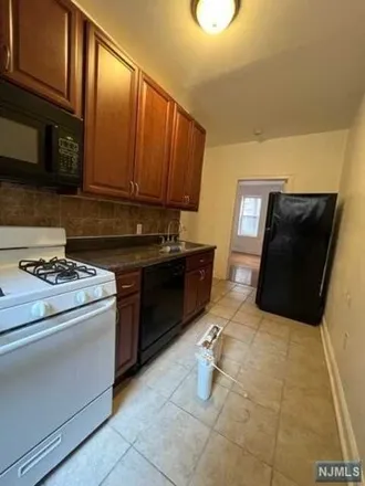 Image 8 - 154 Belmont Avenue, Jersey City, NJ 07304, USA - Apartment for rent