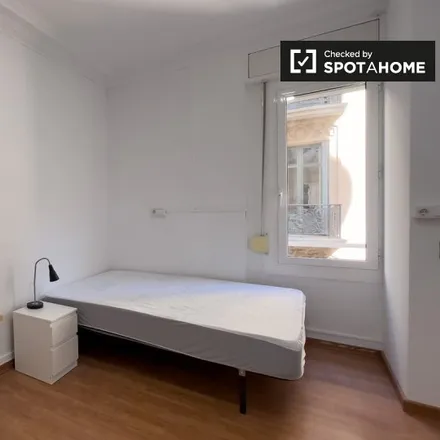 Rent this 14 bed room on Carrer de Muntaner in 428, 08001 Barcelona