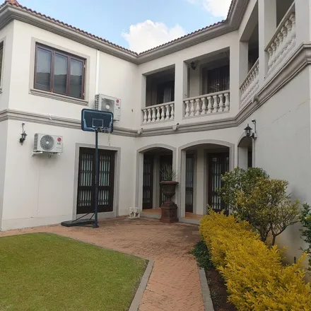 Image 5 - Woodhill Drive, Tshwane Ward 91, Gauteng, 0044, South Africa - Townhouse for rent