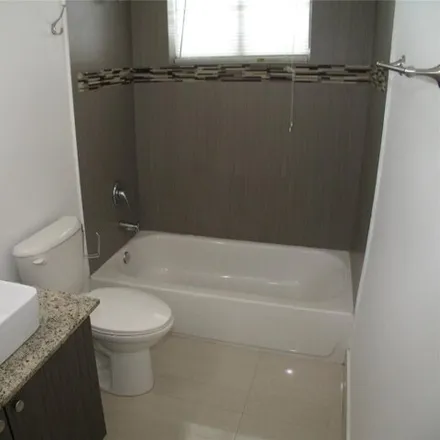 Image 5 - 540 74th Street, Atlantic Heights, Miami Beach, FL 33141, USA - House for rent