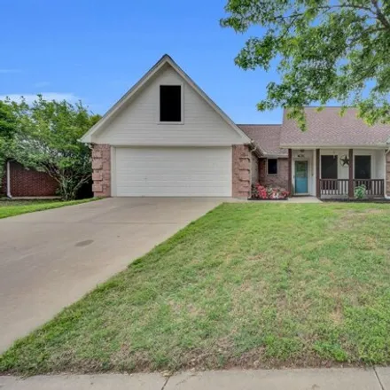 Buy this 3 bed house on 526 Wild Springs Drive in Midlothian, TX 76065