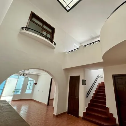 Rent this 6 bed house on Shell in Calle Juan Escutia, Colonia Condesa