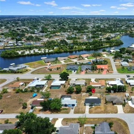 Image 2 - 741 Dobell Ter NW, Port Charlotte, Florida, 33948 - House for sale
