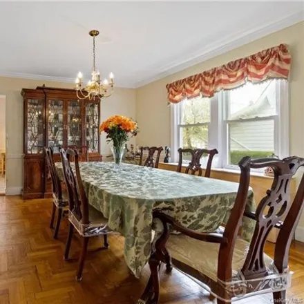 Image 7 - 2922 Sommer Place, New York, NY 10465, USA - House for sale