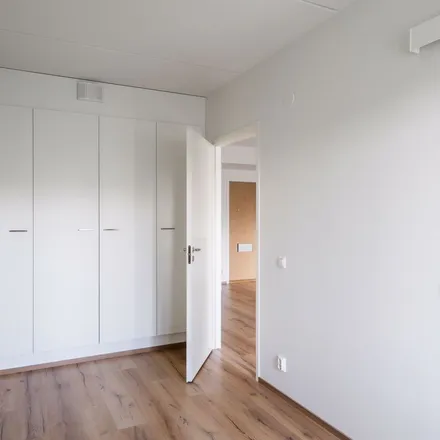 Rent this 2 bed apartment on Kielotie 36 in 01300 Vantaa, Finland