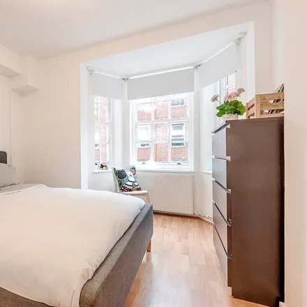 Rent this 1 bed apartment on London in SW1P 1JW, United Kingdom