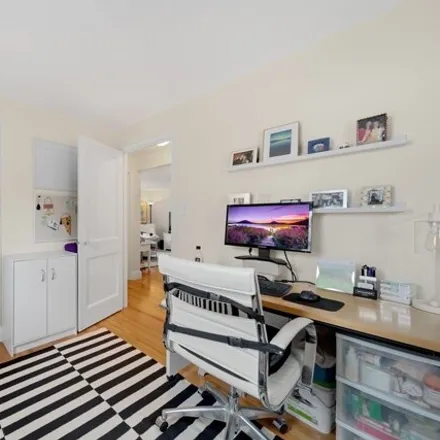 Image 6 - 932 Massachusetts Avenue, Arlington, MA 02476, USA - Apartment for rent