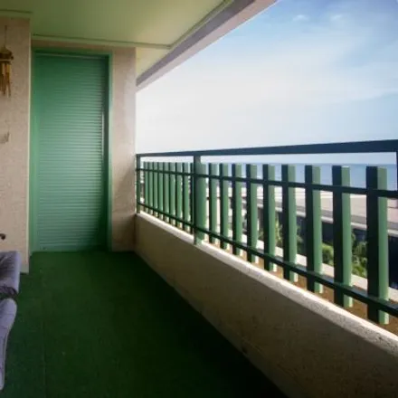 Rent this 4 bed apartment on Carrer Mar d'Alboran in 46120 Alboraia / Alboraya, Spain