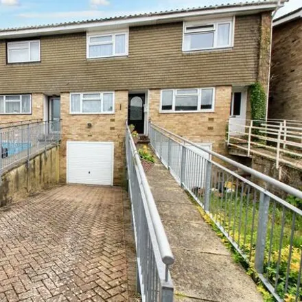 Buy this 2 bed townhouse on 16 Range Gardens in Southampton, SO19 1RG