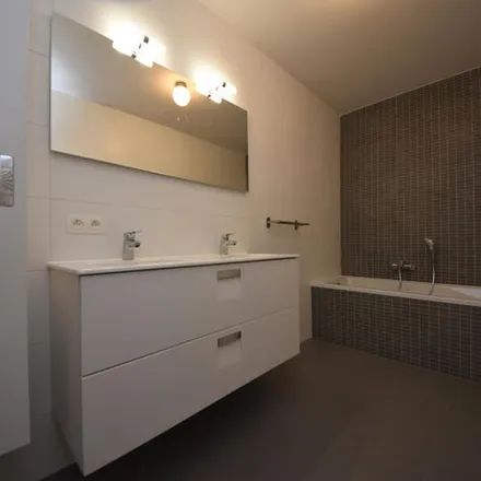 Rent this 3 bed apartment on Rue de la Colline 42 in 1480 Tubize, Belgium