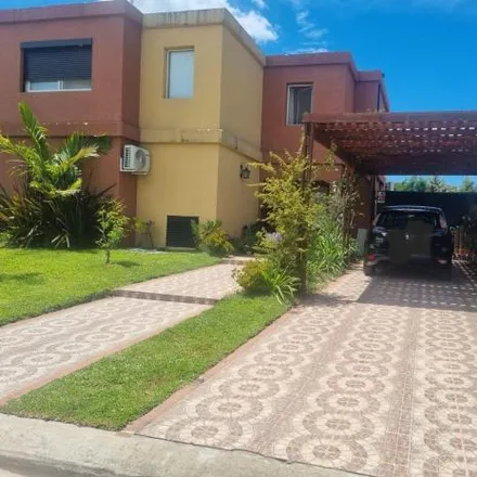 Buy this 3 bed house on unnamed road in Partido de Tigre, 1670 Benavídez