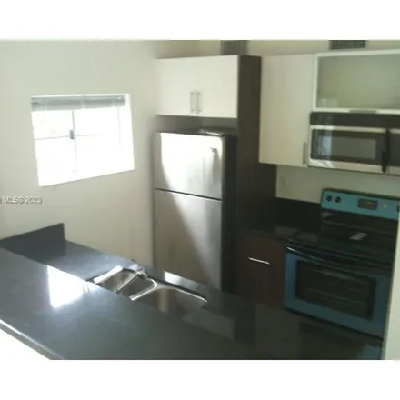 Image 5 - 1033 Lenox Avenue, Miami Beach, FL 33139, USA - Apartment for rent