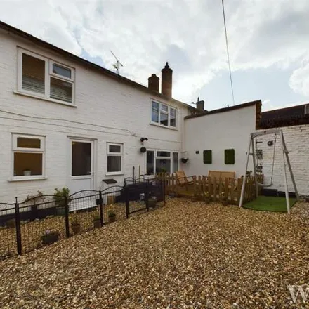 Rent this 2 bed townhouse on W. Humphries in The Square, Waddesdon