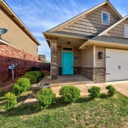 Image 1 - 8377 Northwest 137th Street, Oklahoma City, OK 73142, USA - House for sale