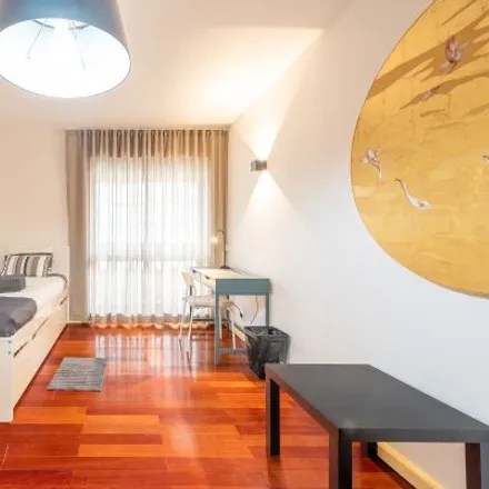 Rent this 4 bed room on Viaduto de Sete Rios in Estrada das Laranjeiras, 1600-134 Lisbon