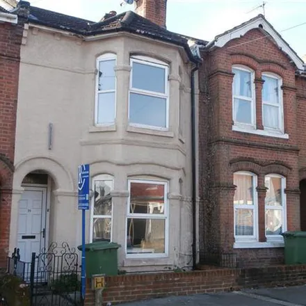 Rent this 4 bed apartment on 16 Livingstone Road in Bevois Mount, Southampton